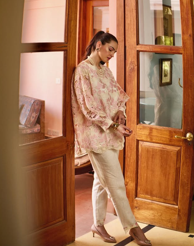 Aida Lace Co-ord Set thumbnail 1