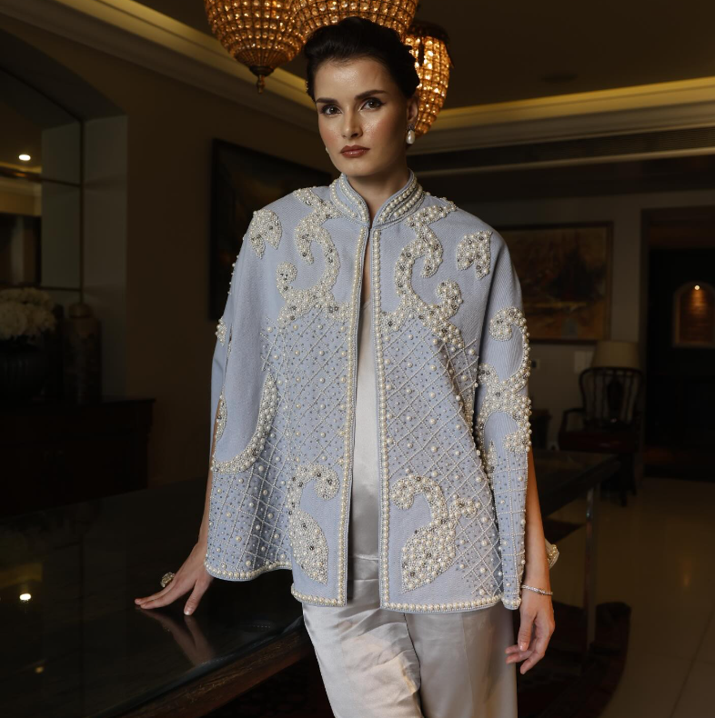 Pearl Lia Cape